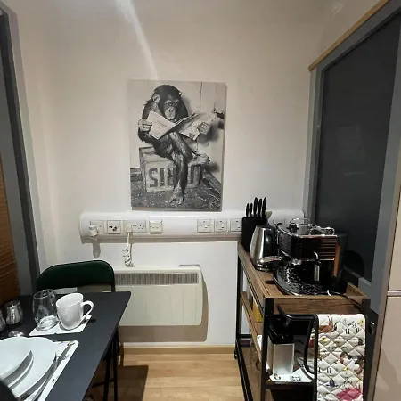 Chic Citispace -1-bed Leeds City-wifi Готель *