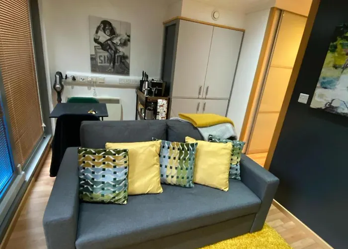 Chic Citispace -1-bed Leeds City-wifi Leeds
